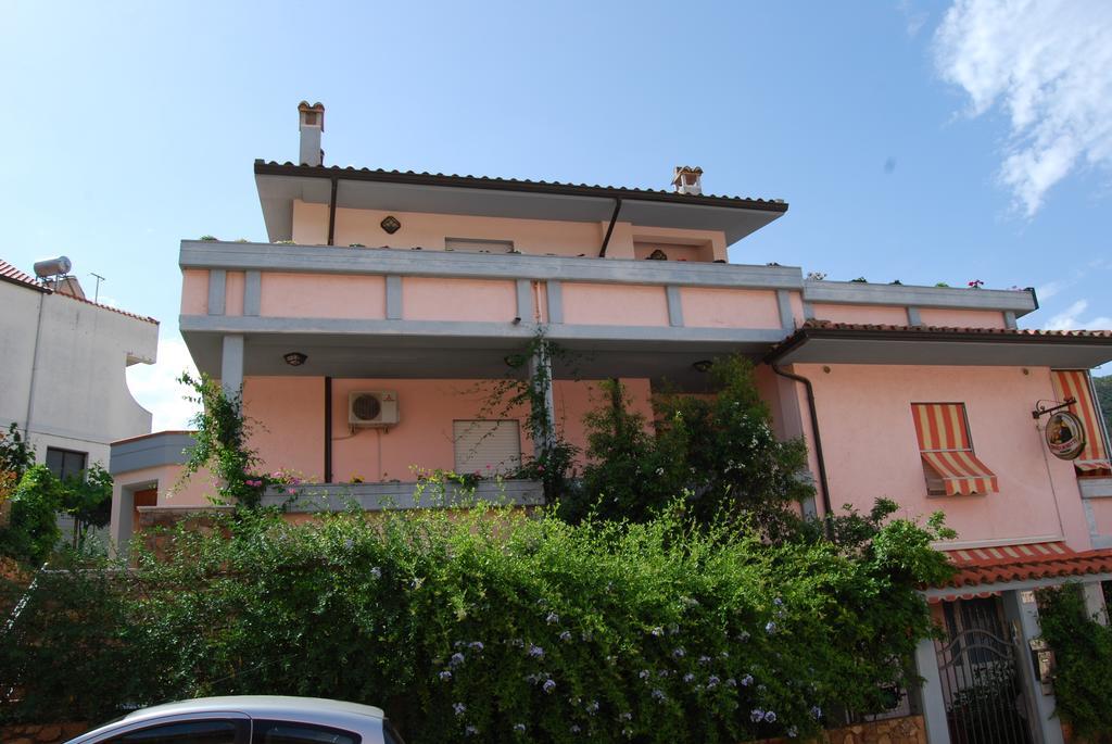 Bed and Breakfast Tanca Is Torus Teulada Exterior foto