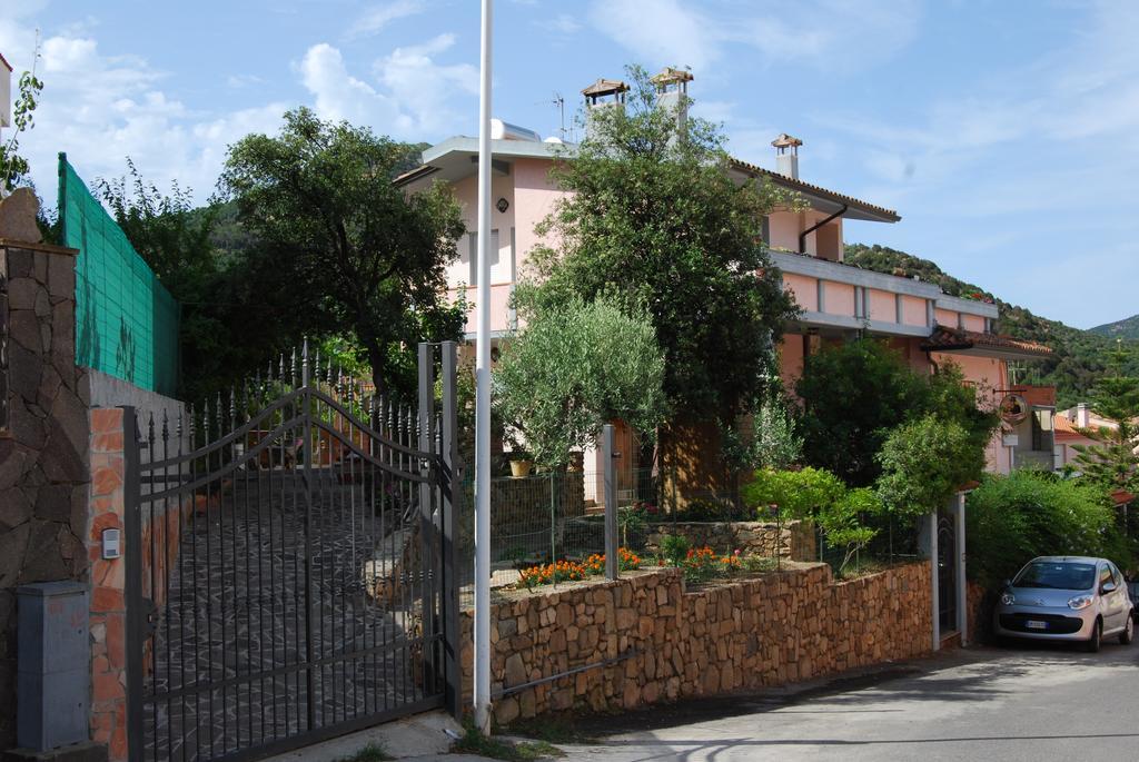 Bed and Breakfast Tanca Is Torus Teulada Exterior foto